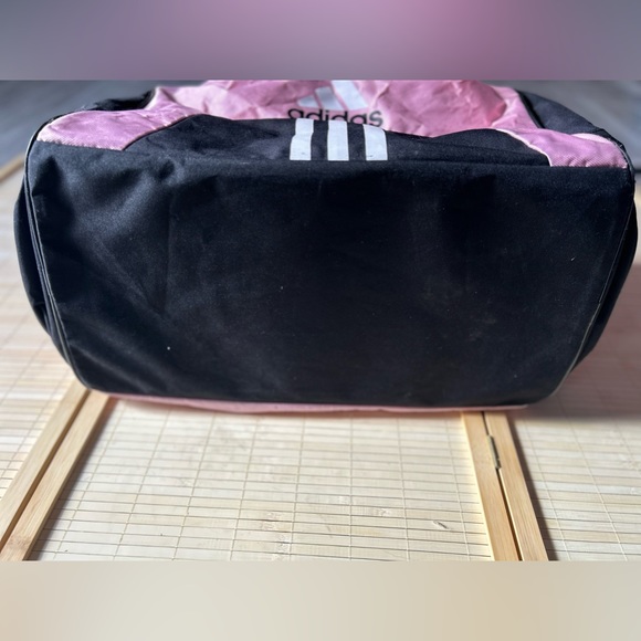 Adidas athletic defender baby pink rose duffle bag - Picture 3 of 11